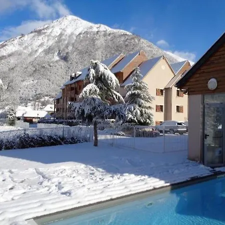 T3 Avec Jardin, Piscine, Sauna, Hammam - Proche Commodites, Et Thermes - 4 Pers, - Fr-1-402-135 * Luz-Saint-Sauveur